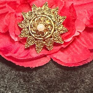 Vintage Starburst Ornate Brooch with Pearl Center